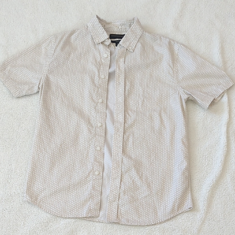 Banana Republic Light Patterned Short Sleeve Shirt